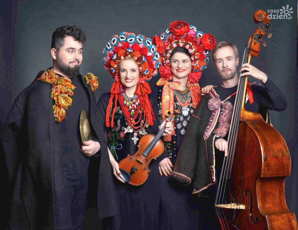 Dzikie Pola i kostiumy