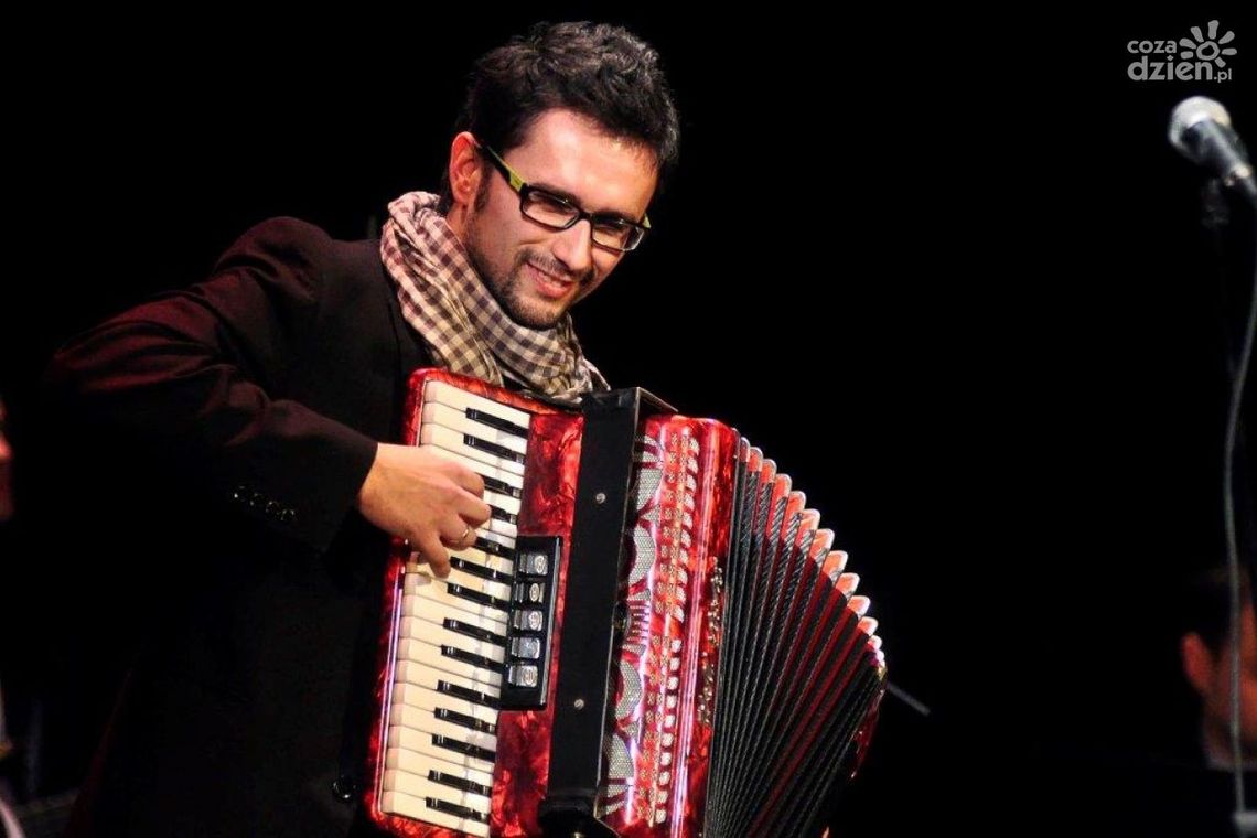 Dziś akordeoniści i Big Band Mundana! Wstęp wolny! Dziś akordeoniści i Big Band Mundana! Wstęp wolny!