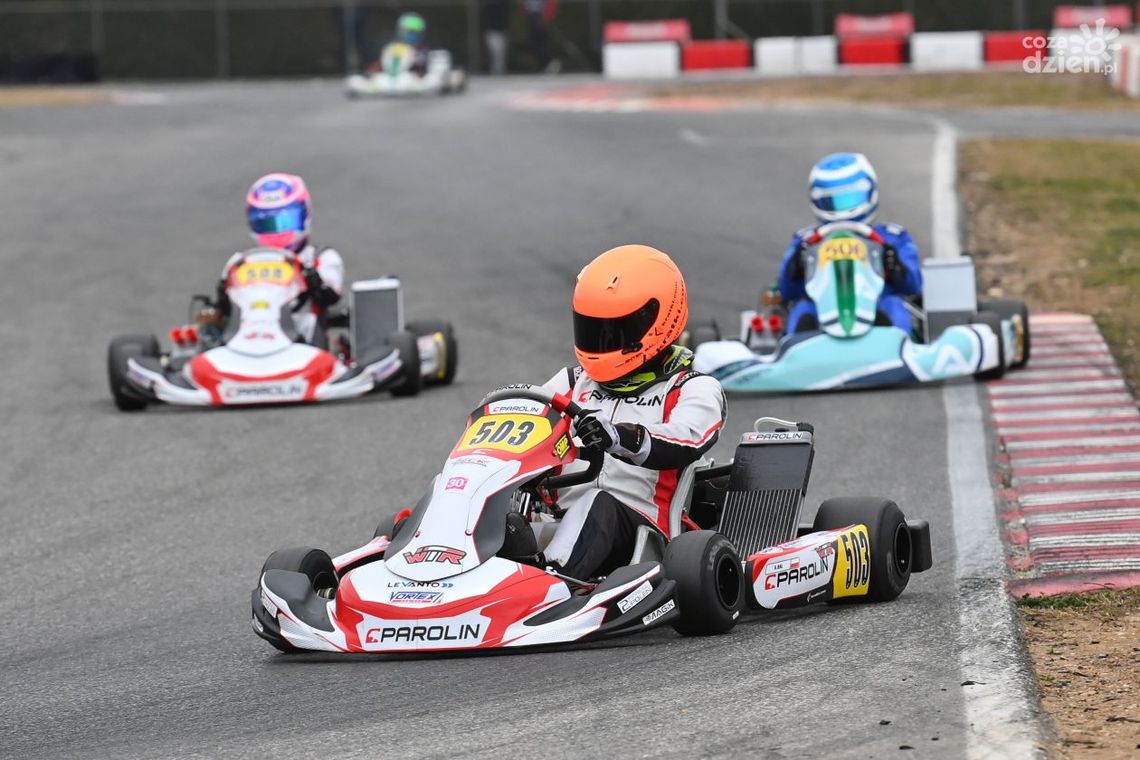 Efektowne rozpoczęcie sezonu kartingowego braci Bal