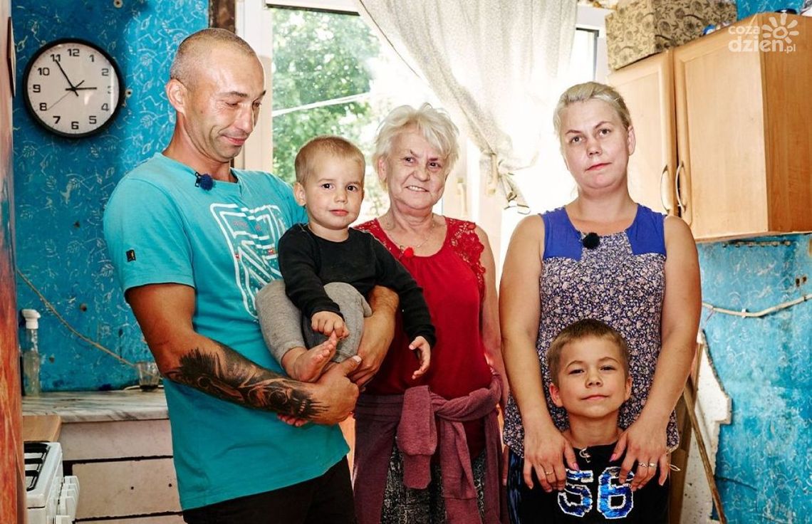 Ekipa "Nasz Nowy Dom" pomogła rodzinie z naszego regionu Ekipa "Nasz Nowy Dom" pomogła rodzinie z naszego regionu