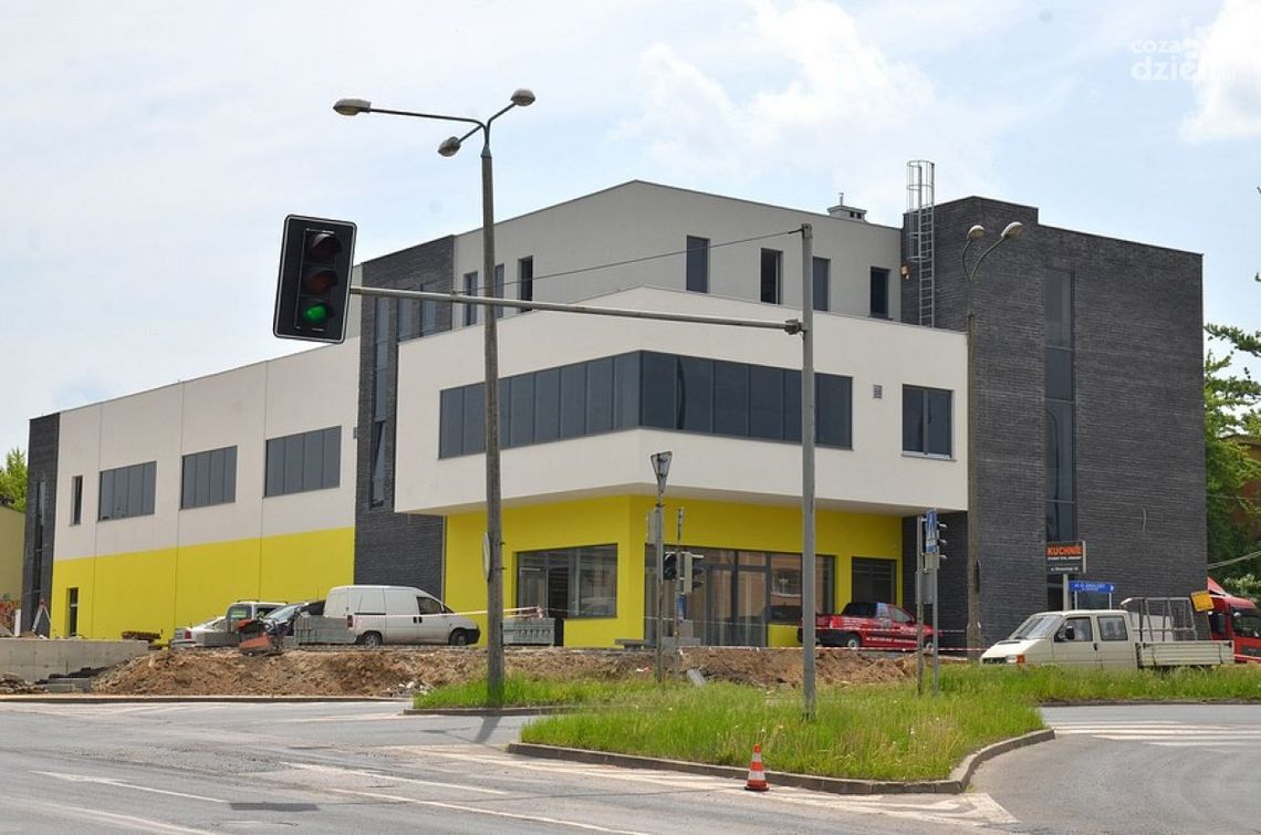 Ekspansja marketów w Radomiu! Czy to koniec rodzimego handlu?