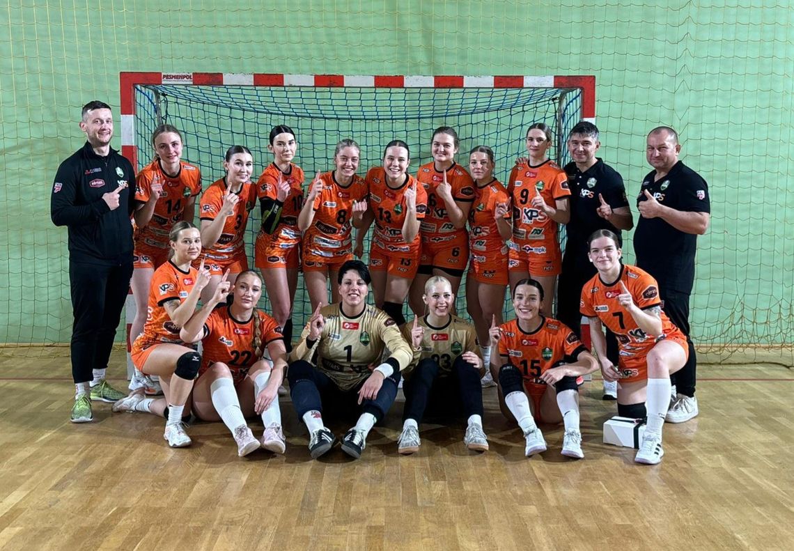 Elmas-KPS APR Radom z pewnym zwycięstwem w Pietrowicach. Radomianki Mistrzyniami rundy jesiennej! Elmas-KPS APR Radom z pewnym zwycięstwem w Pietrowicach. Radomianki Mistrzyniami rundy jesiennej!