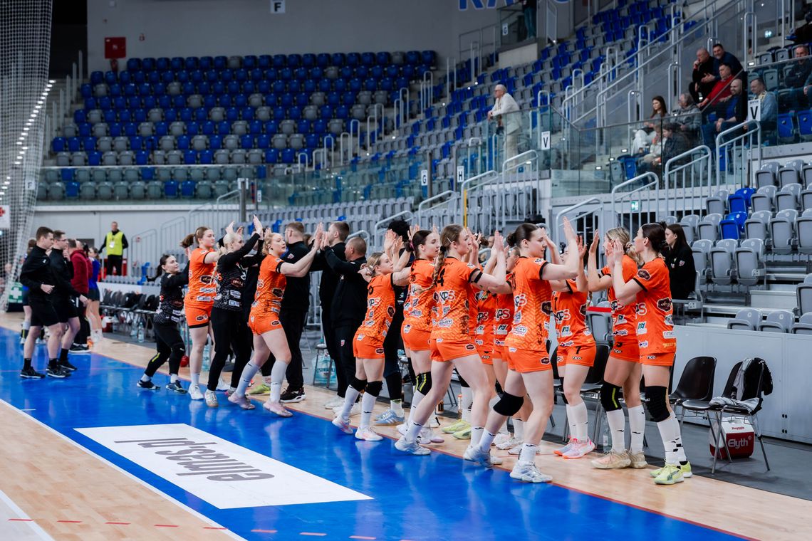 Elmas-KPS APR z szansą na pozycję lidera rozgrywek. W czwartek zaległy mecz Elmas-KPS APR z szansą na pozycję lidera rozgrywek. W czwartek zaległy mecz