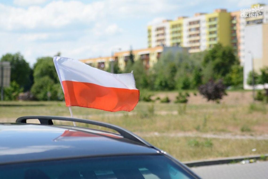 EURO 2016. Radom w biało-czerwonych barwach