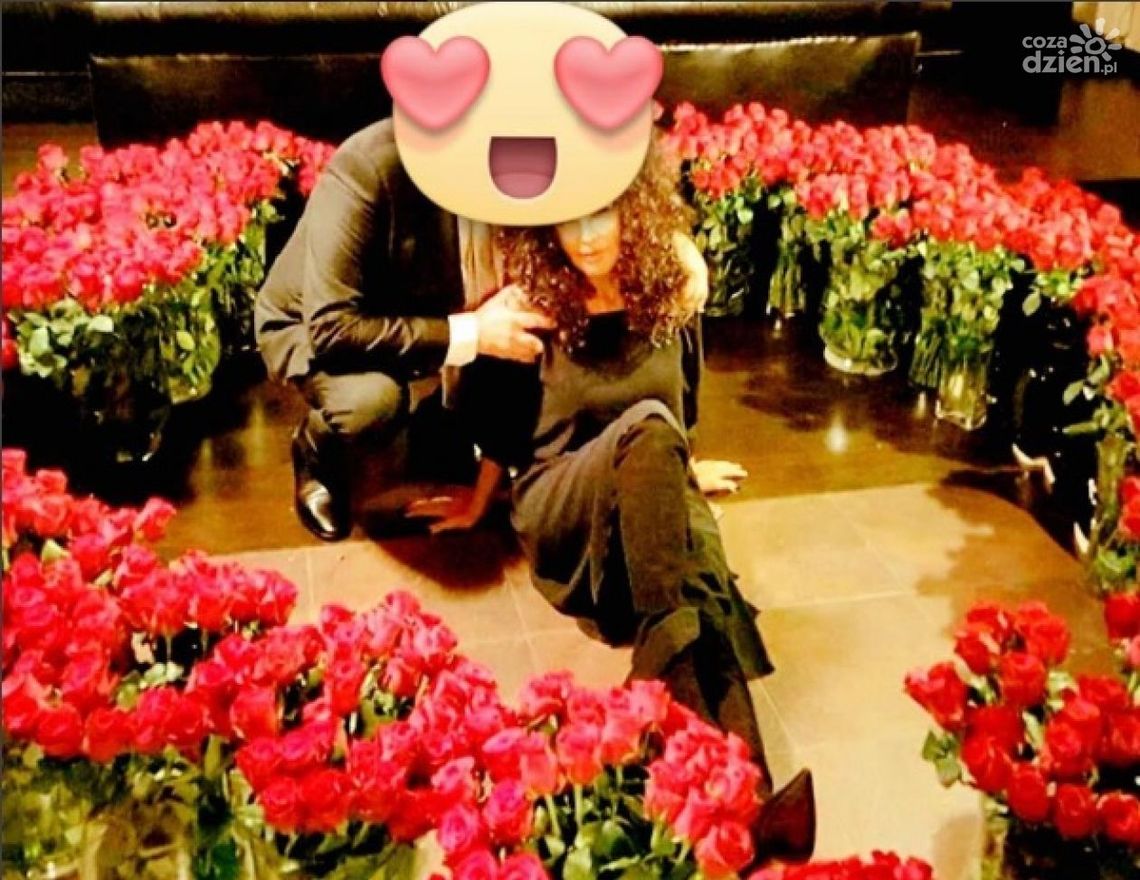 Ewa Minge: Piękna projektantka zaręczyła się! Zobaczcie, co dostała?