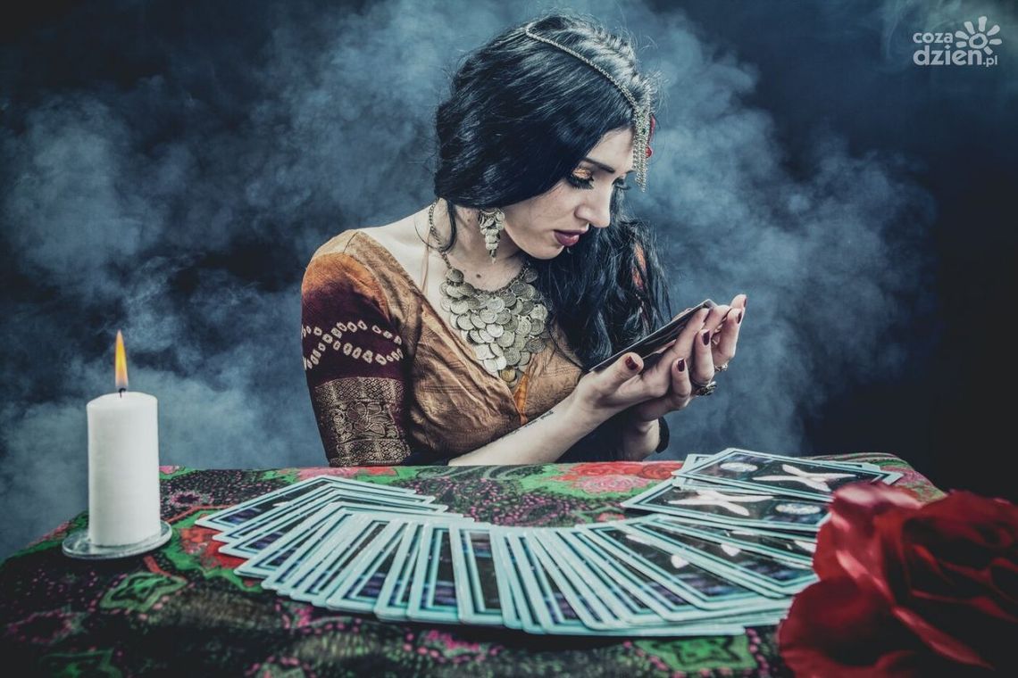 Ezoteryka - czym jest? Najważniejsze informacje! Ezoteryka - czym jest? Najważniejsze informacje!