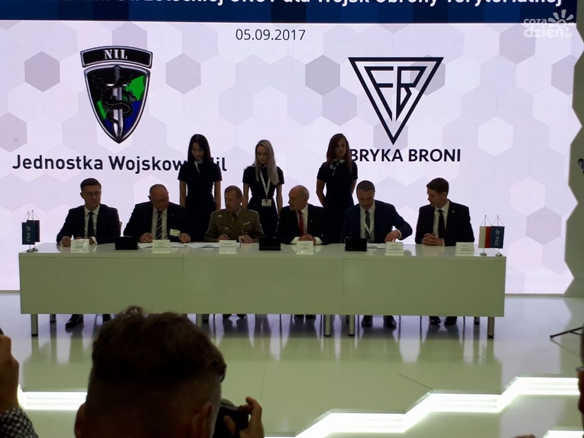 Fabryka Broni podpisała kontrakt na pół miliarda