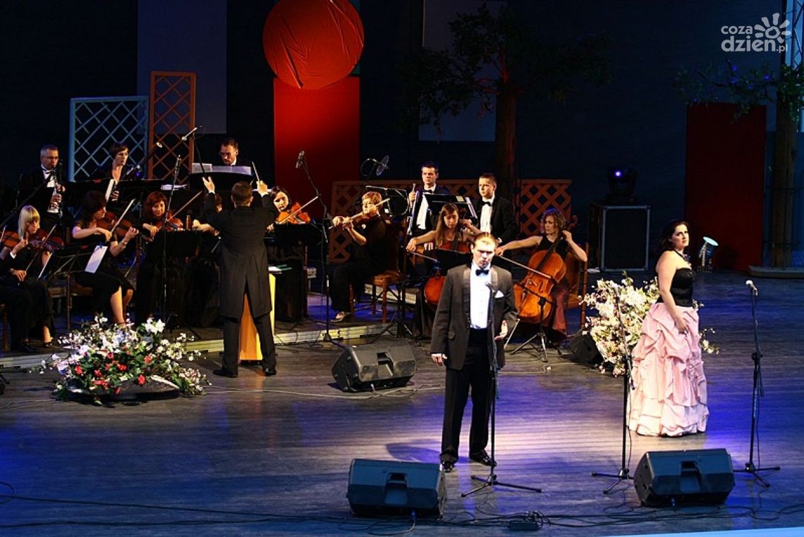 Fantastyczna gala operetkowo-rewiowa w Amfiteatrze!