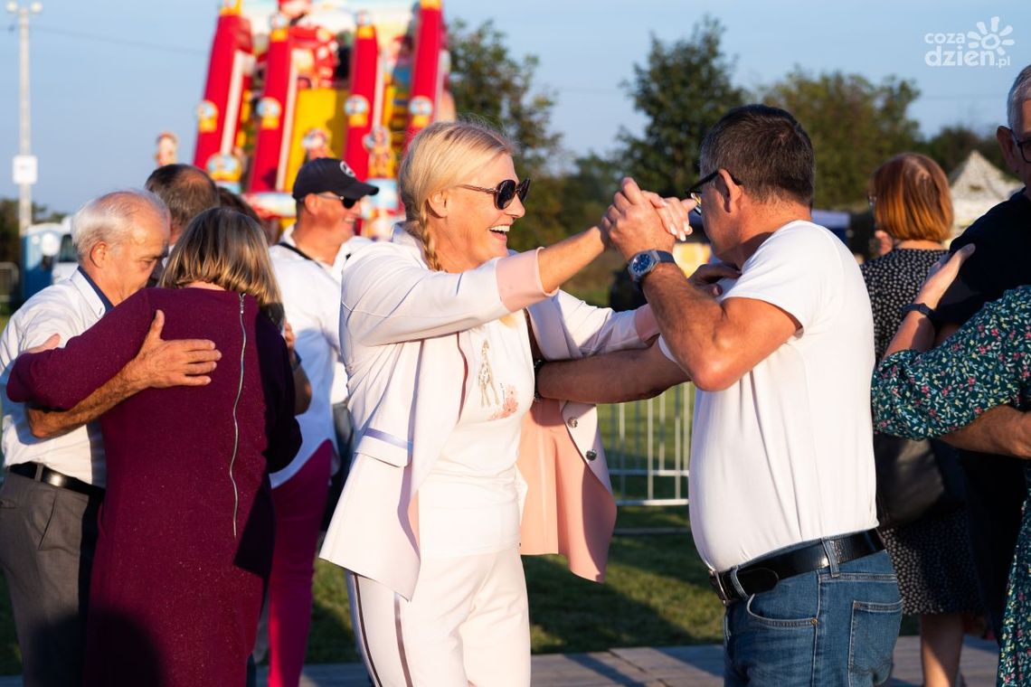 Festiwal Smaków w Rzeczniowie. Było pyszne jedzenie i ludowa muzyka Festiwal Smaków w Rzeczniowie. Było pyszne jedzenie i ludowa muzyka