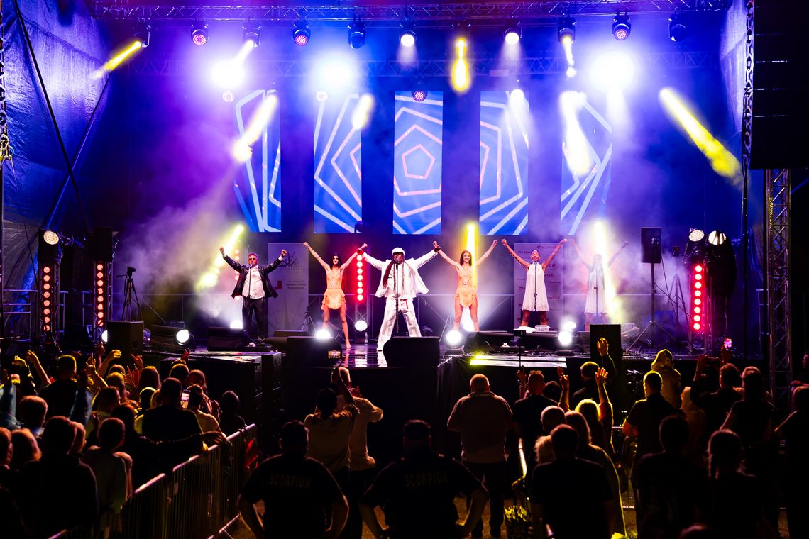 Festiwal w Dechę – tłumy, muzyka i niezapomniane emocje w Rzeczniowie