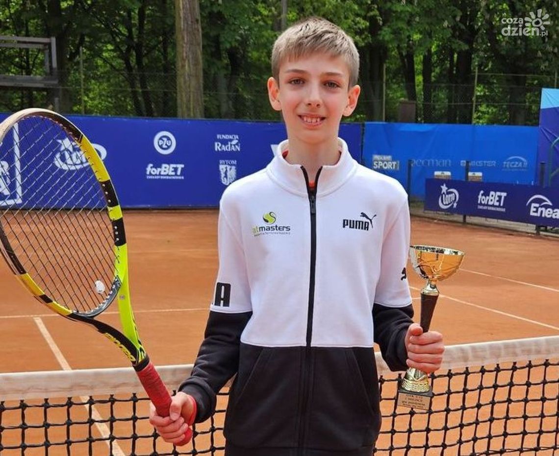 Filip Bulski z Akademii Tenisowej Masters Radom najlepszy na kortach w Bytomiu