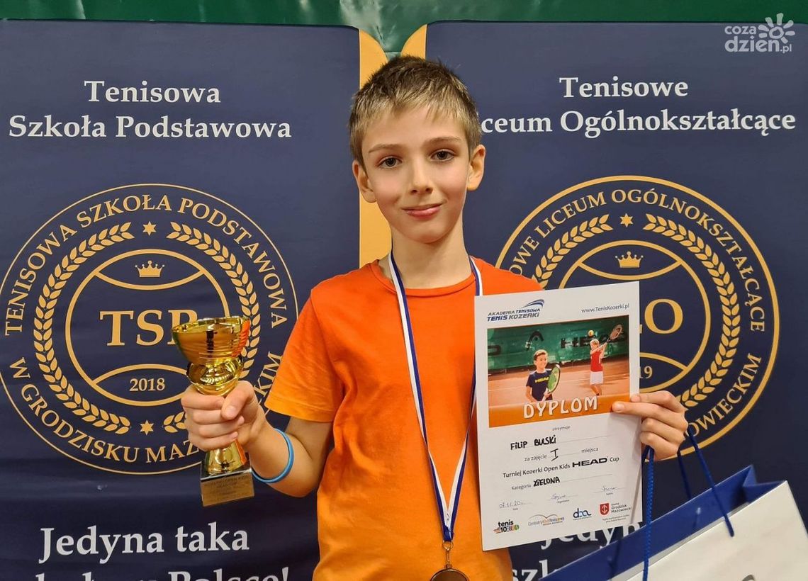 Filip Bulski z Mastersa Radom wygrał tenisowy turniej w Łęcznej