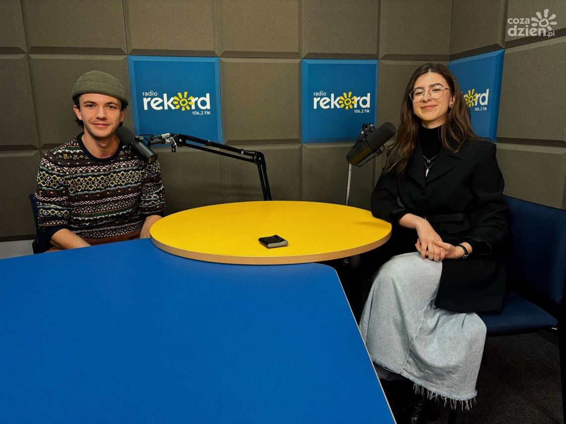 Filip Łannik: Od debiutu do wyzwań teatralnych. O pasji, roli Maćka i marzeniach aktorskich  