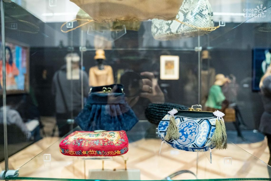 Finisaż „Historie w torebkach zaklęte”