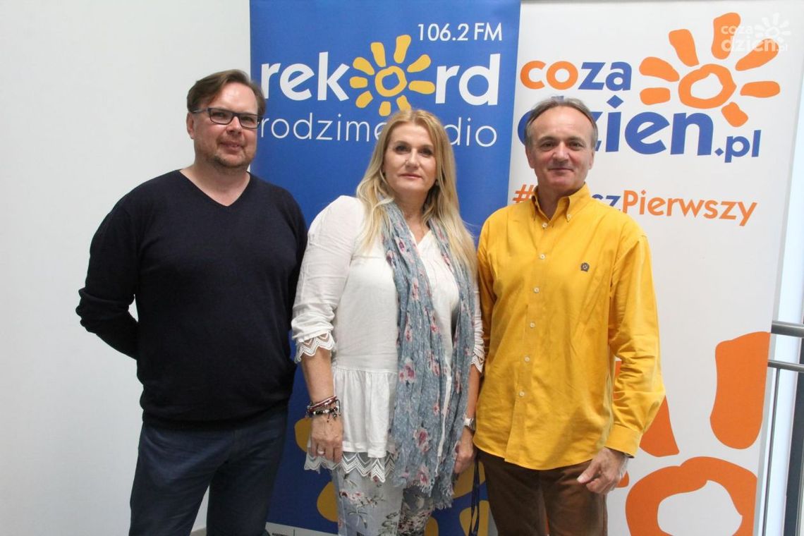 Formacja Akant - rozmowa w studiu lokalnym Radia Rekord