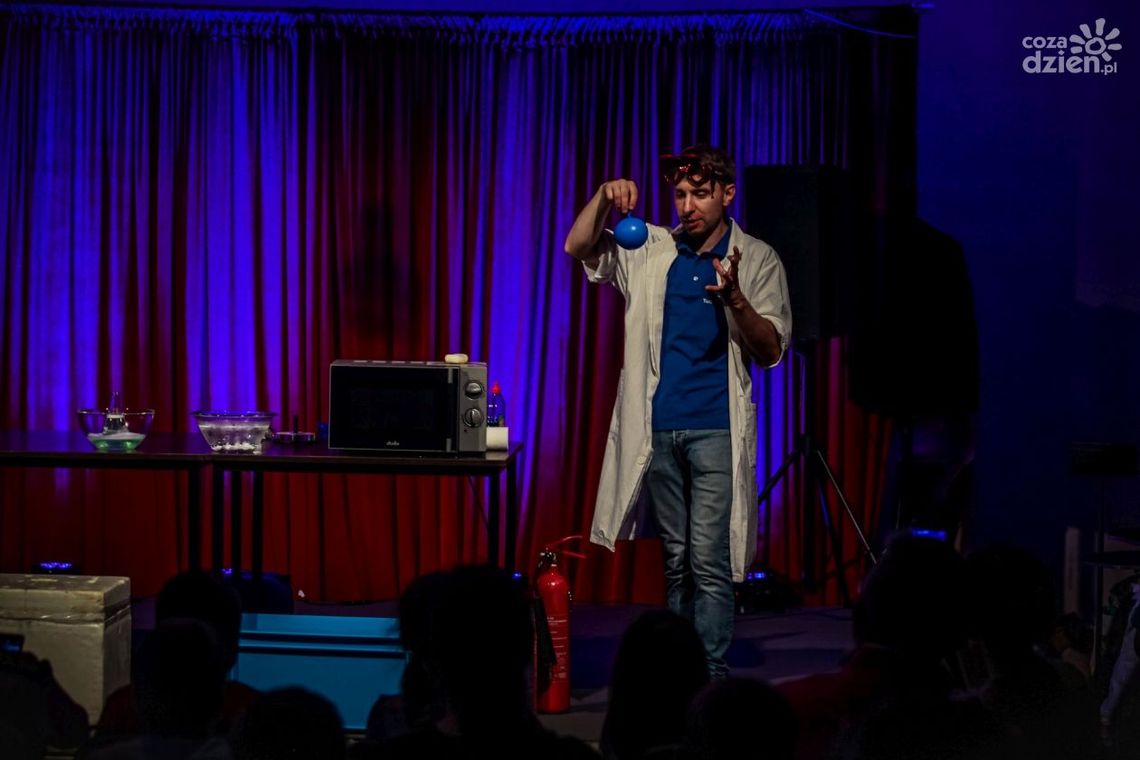 Fosa pełna kultury - iluzje bez tajemnic i warsztaty z robotyki