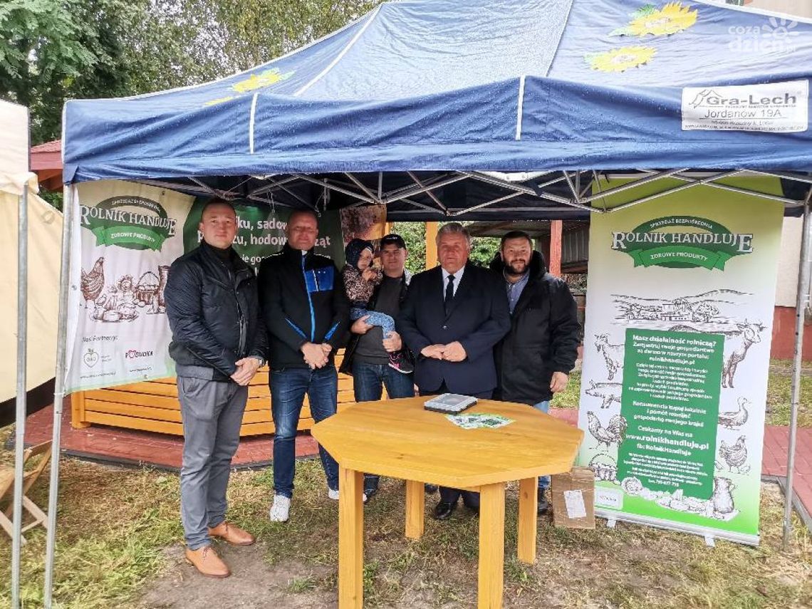 Fundacja Rolnik Handluje wspomoże rodziny w potrzebie