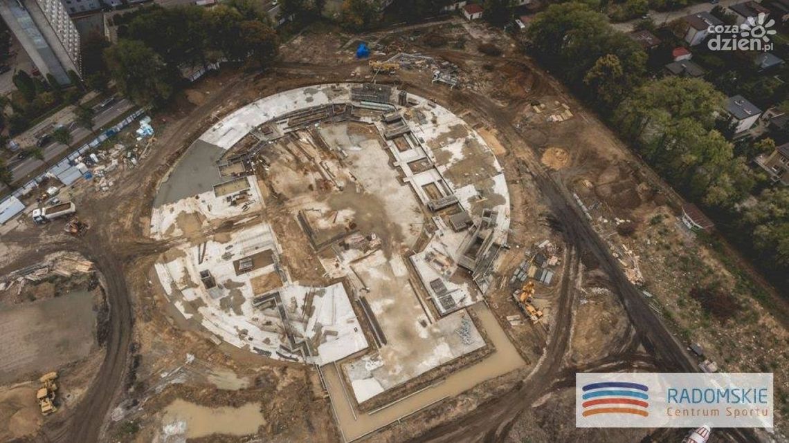 Fundamenty hali na finiszu