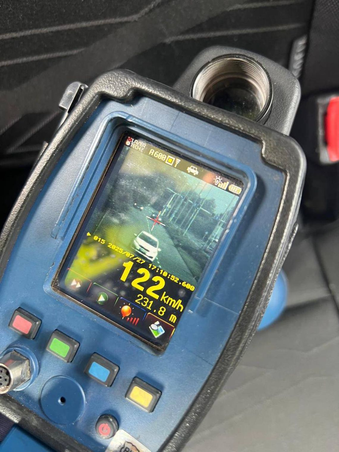 Gaz do dechy i… koniec jazdy – kierowca stracił uprawnienia