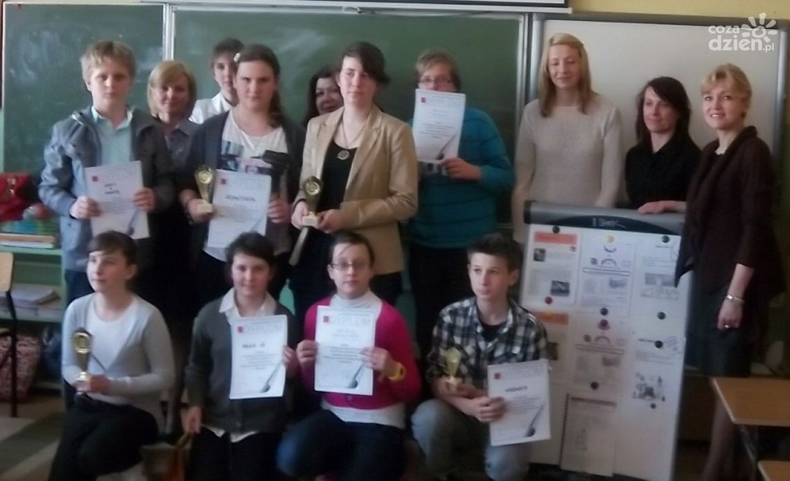 "Gazetka szkolna" - międzyszkolny konkurs w PSP 15 "Gazetka szkolna" - międzyszkolny konkurs w PSP 15