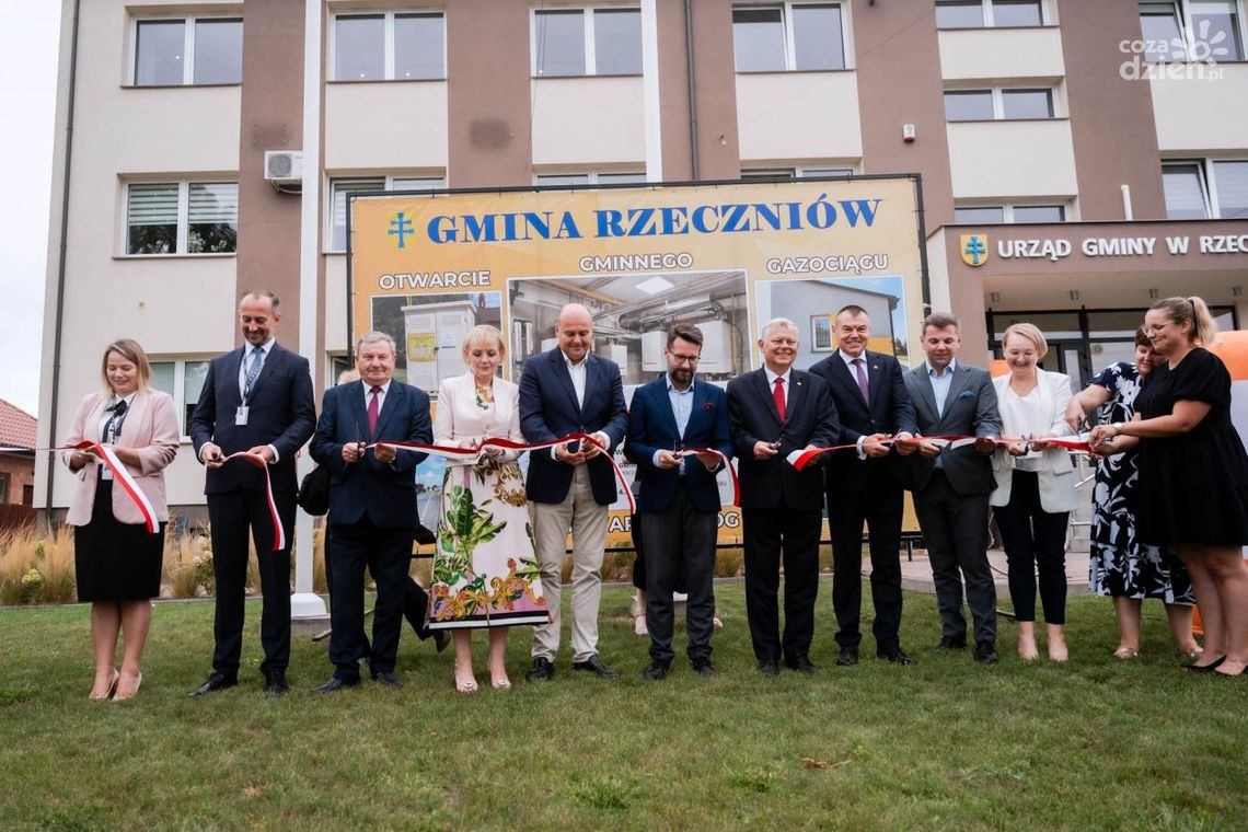 Gazociąg i nowe drogi w gminie Rzeczniów Gazociąg i nowe drogi w gminie Rzeczniów