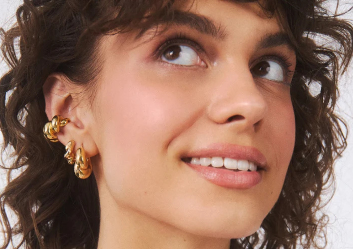 Generation Z and jewelry – jak młode pokolenie zmienia rynek dodatków?