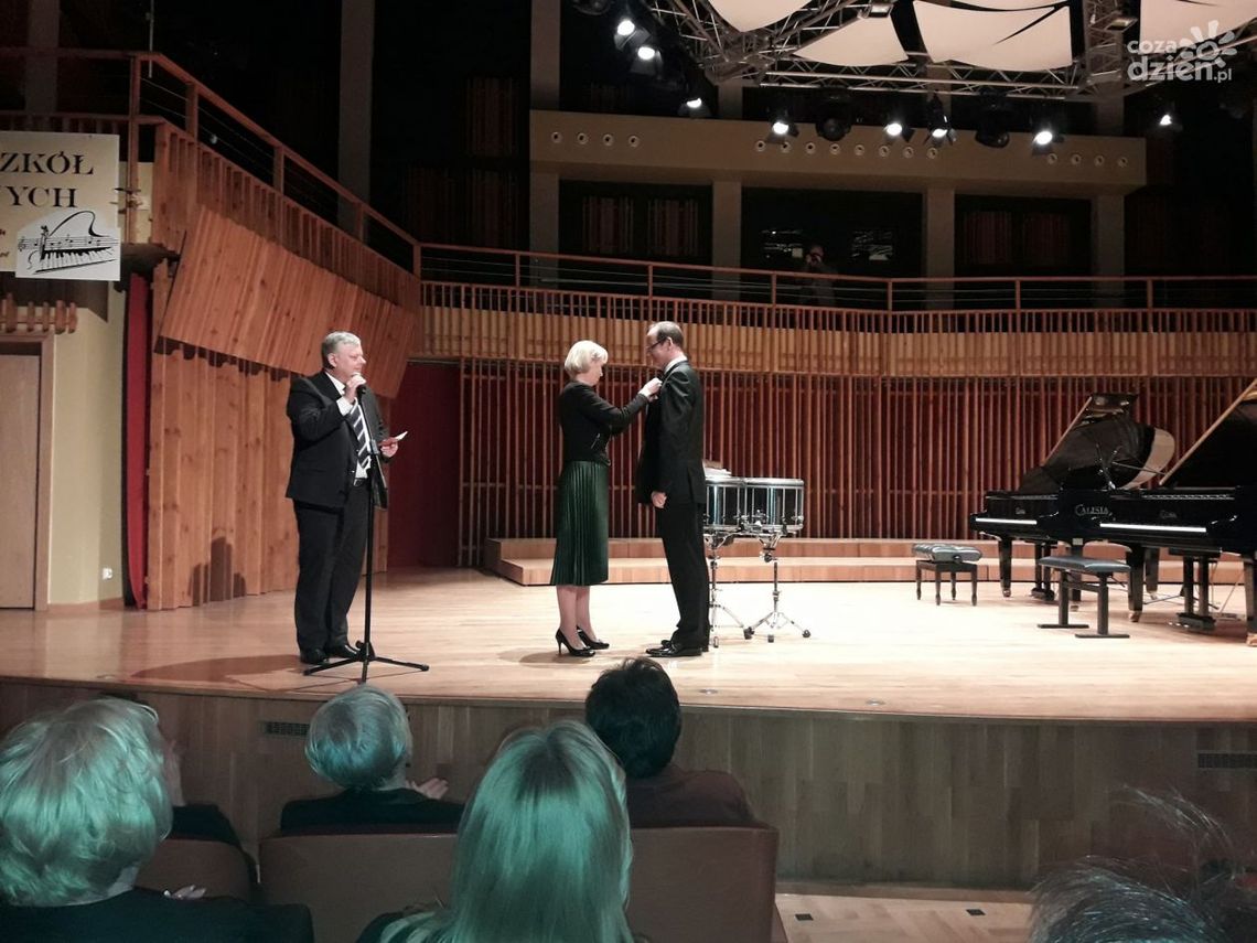 Gloria Artis dla dyrektora Pluty