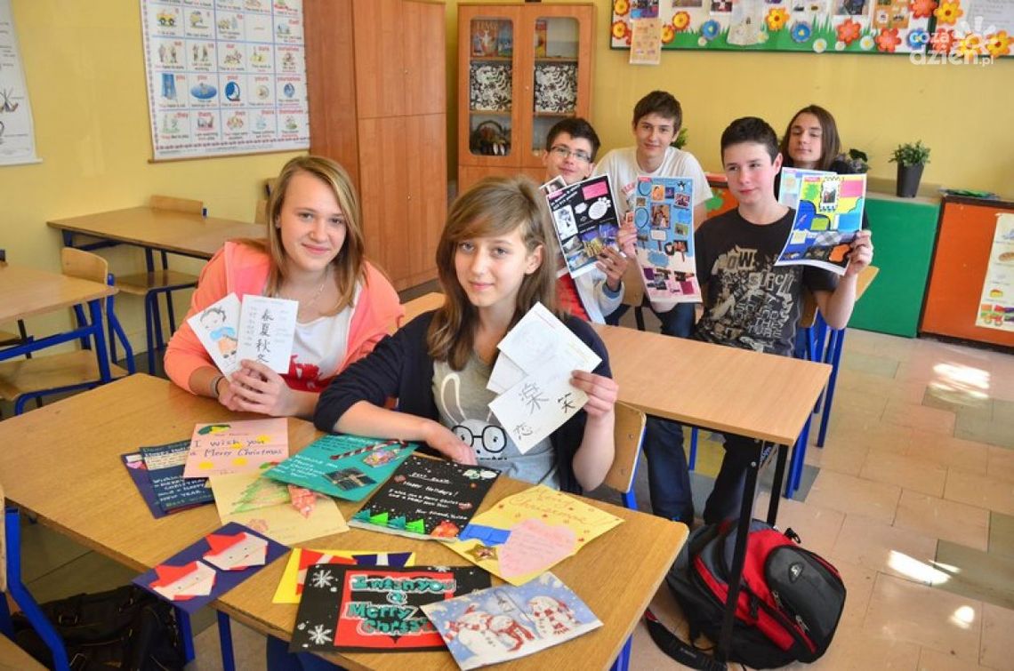 Godzina policyjna i dwuminutowa przerwa