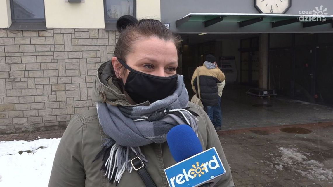 Godziny dla seniorów. Czy są one jeszcze potrzebne?