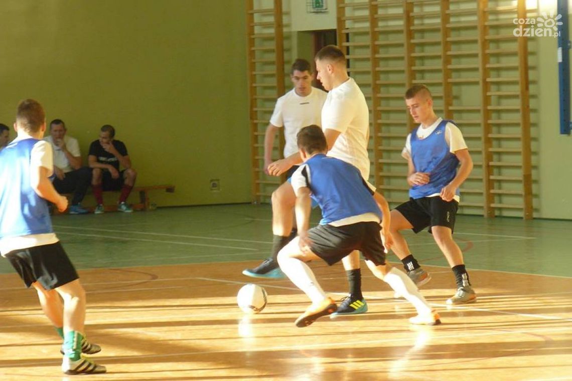 Grad bramek w Halowej Lidze Centrum