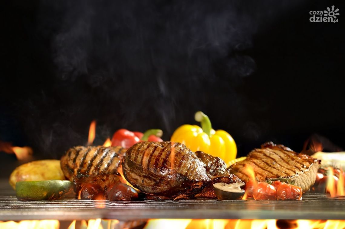 Grill ceramiczny Kamado – czym rózni się od zwykłego grilla?