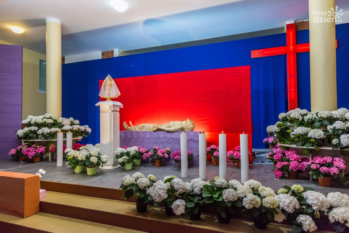 Groby Pańskie w radomskich kościołach