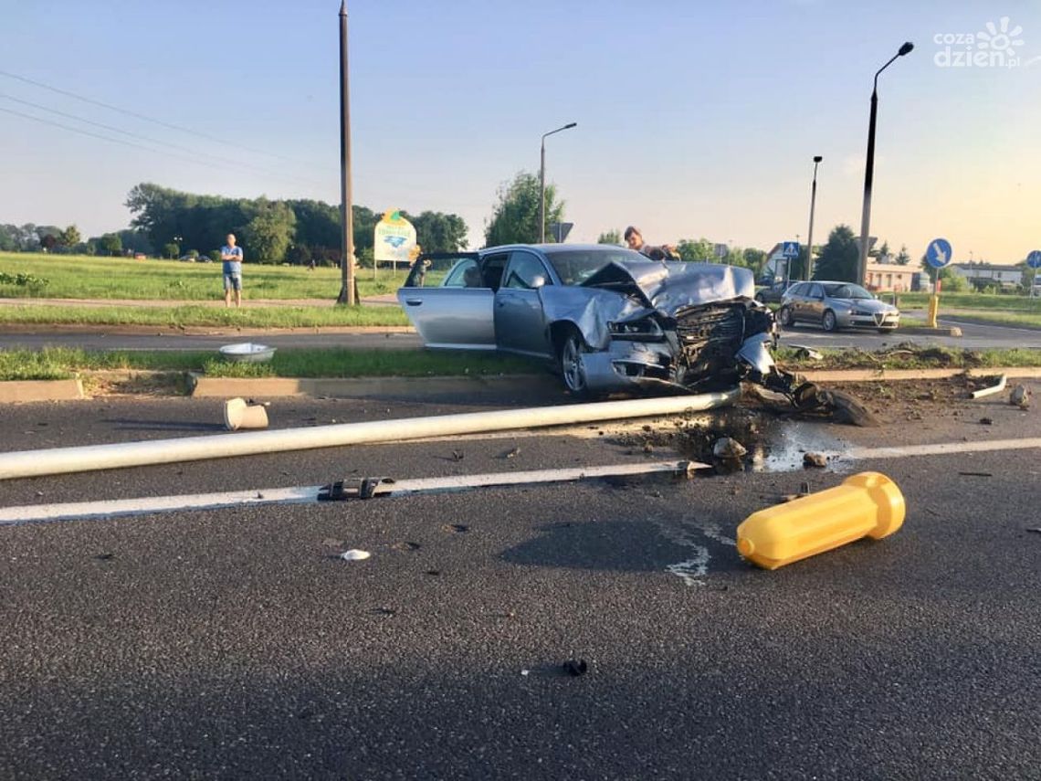 Groźny wypadek na Maratońskiej Groźny wypadek na Maratońskiej