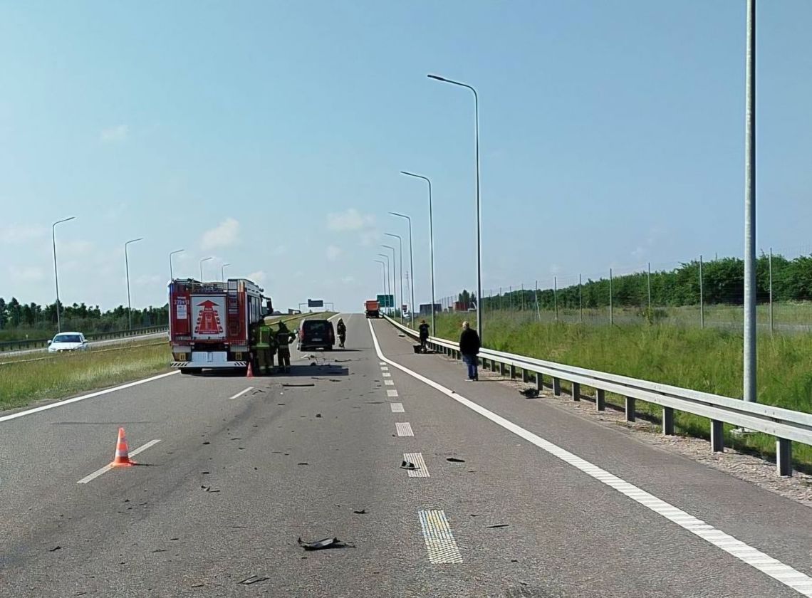 Groźny wypadek pod Radomiem. Jedna osoba ranna Groźny wypadek pod Radomiem. Jedna osoba ranna