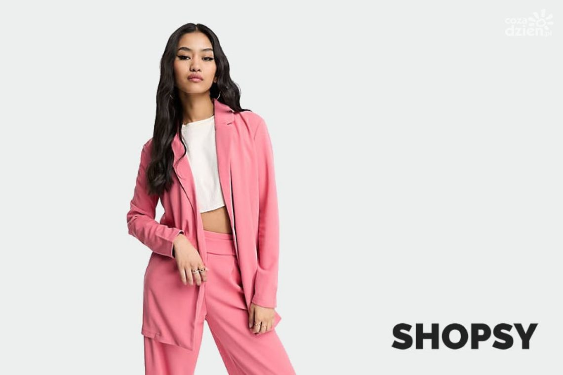 Grunge, kowboj czy baletcore - 8 stylów w ubraniach, które są istotne tej jesieni