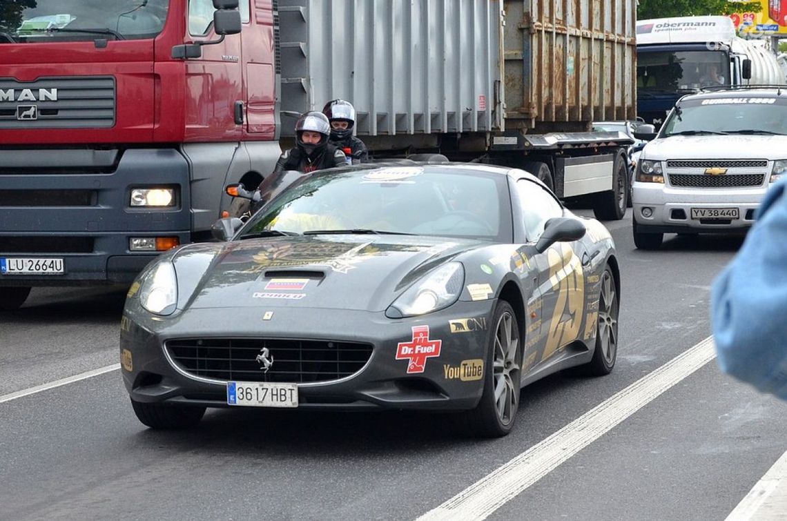 Gumball 3000 przejechał przez Radom!