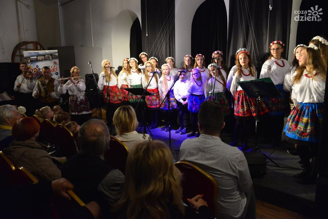 Guzowiankowe kolędowanie w Orońsku Guzowiankowe kolędowanie w Orońsku