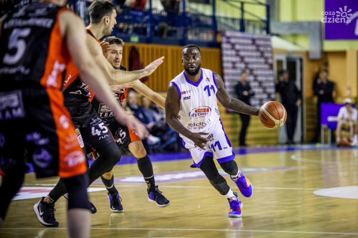 Hala Mistrzów we Włocławku czeka na koszykarzy HydroTrucku Radom Hala Mistrzów we Włocławku czeka na koszykarzy HydroTrucku Radom