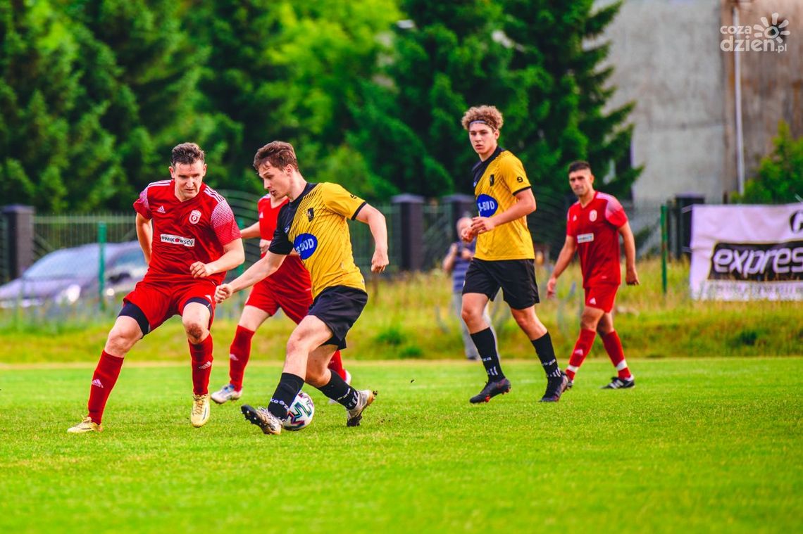 Historyczny awans SKS Potworów, Młodzik Radom zagra w barażach