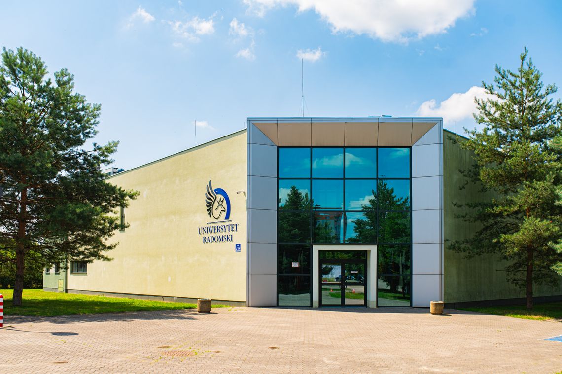 Historyczny sukces. Wydział Prawa Uniwersytetu Radomskiego z elitarną kategorią