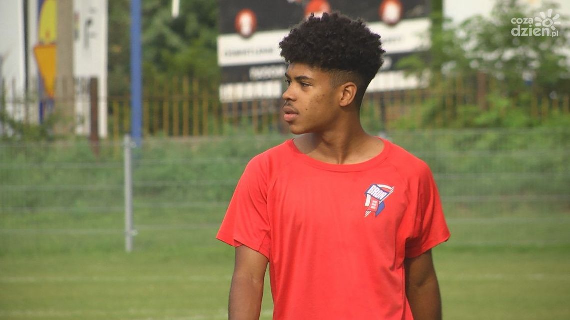 Hiszpanie i Kolumbijczyk na testach w Broni