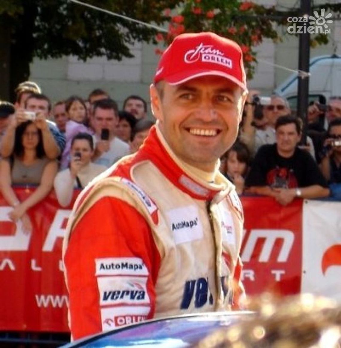 HOŁOWCZYC RYCERZEM?