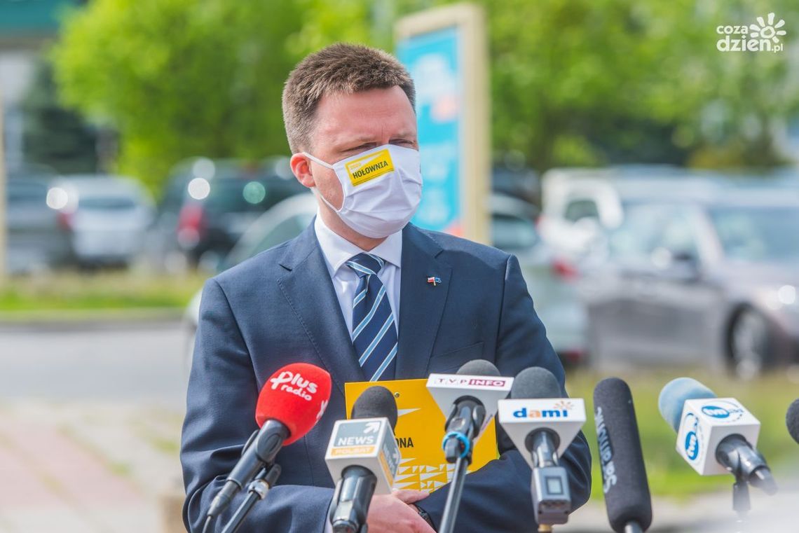 Hołownia: System ochrony zdrowia to wyrzut sumienia ekip rządzących krajem Hołownia: System ochrony zdrowia to wyrzut sumienia ekip rządzących krajem