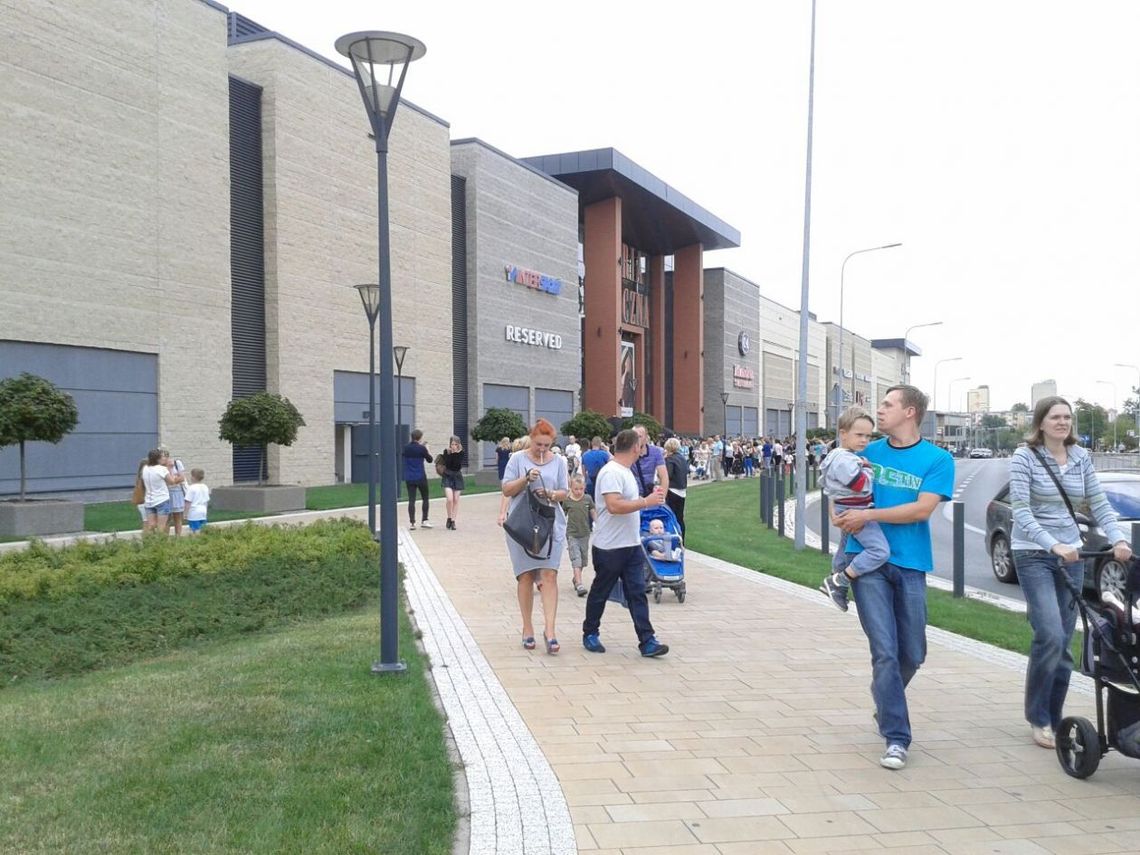 Horror w Galerii Słonecznej. Ewakuowano ludzi. Horror w Galerii Słonecznej. Ewakuowano ludzi.