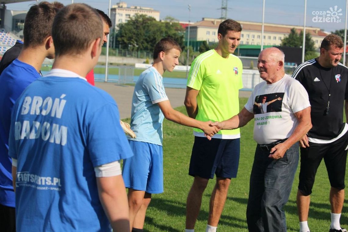 Hrabia Radulski na treningu... Broni!