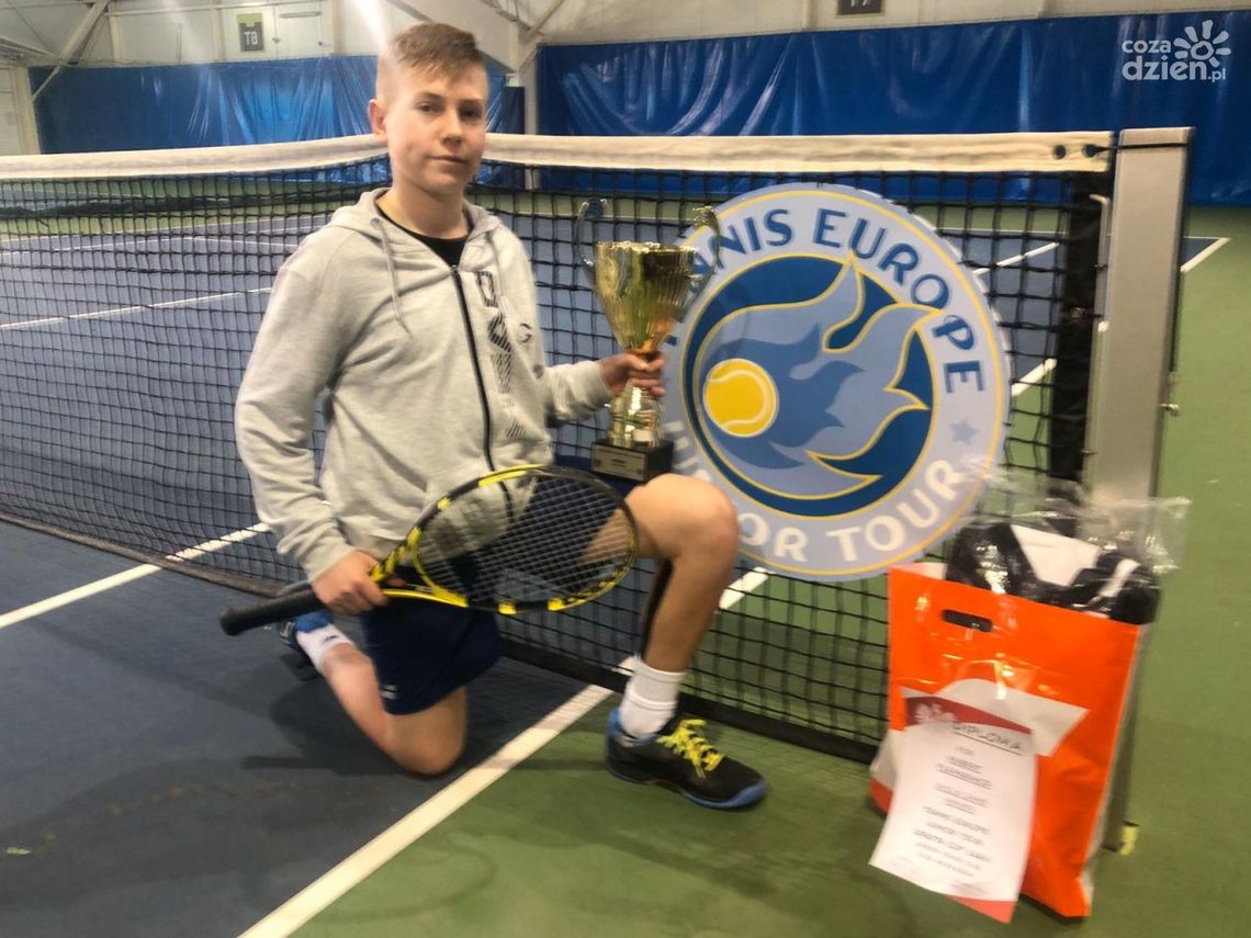 Hubert Plenkiewicz triumfował w międzynarodowym turnieju Tennis Europe U-12 Hubert Plenkiewicz triumfował w międzynarodowym turnieju Tennis Europe U-12