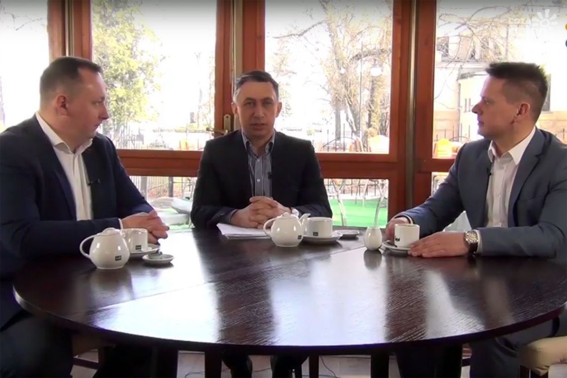 Hyde Parkowa o lotnisku i reformie edukacji