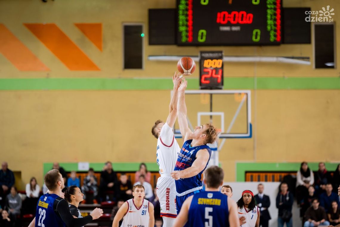 HydroTruck po dwóch wyjazdach wraca pod złoty sufit