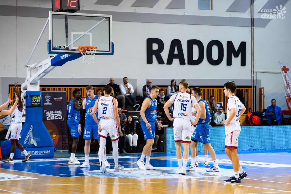 HydroTruck pożegnał się z dwoma koszykarzami - Kacprem Rojkiem i Danielem Dawdo HydroTruck pożegnał się z dwoma koszykarzami - Kacprem Rojkiem i Danielem Dawdo