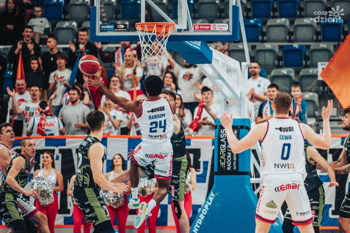 HydroTruck Radom podejmie Miasto Szkła Krosno. Mikołaje rozdadzą prezenty! HydroTruck Radom podejmie Miasto Szkła Krosno. Mikołaje rozdadzą prezenty!